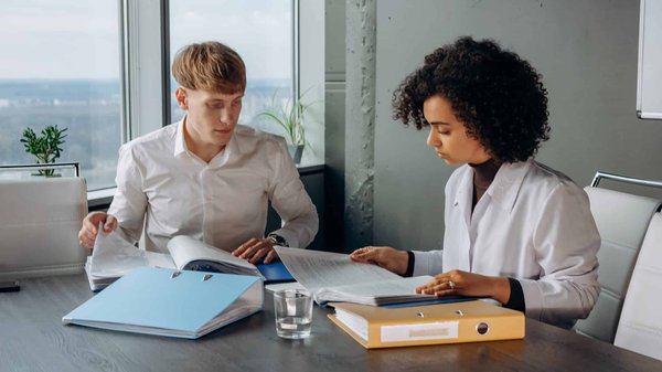 Comment et pourquoi trouver une entreprise à reprendre ?