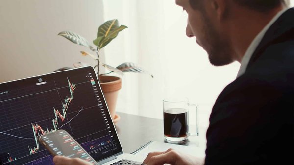 Avis alti trading : est-ce fiable pour se former ?
